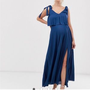 ASOS DESIGN Maternity Nursing tie shoulder pleated maxi dress. Worn once!
